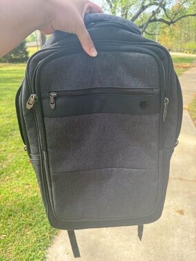 HP Dark Gray Men's Laptop Backpack with Front Zip Pocket